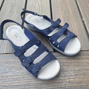 New Clarks Saylie Sandals Quartz Navy Nubuck Marine Size 9 blue
